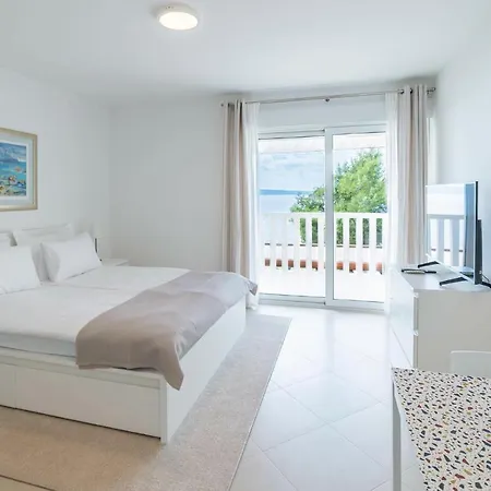 Holiday home Amazing In Okrug Gornji With Wifi